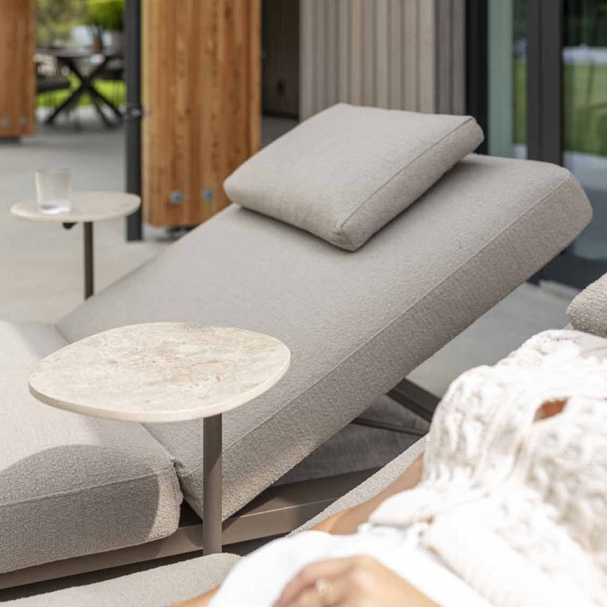 Madeira fabric sun lounger with dark brown legs