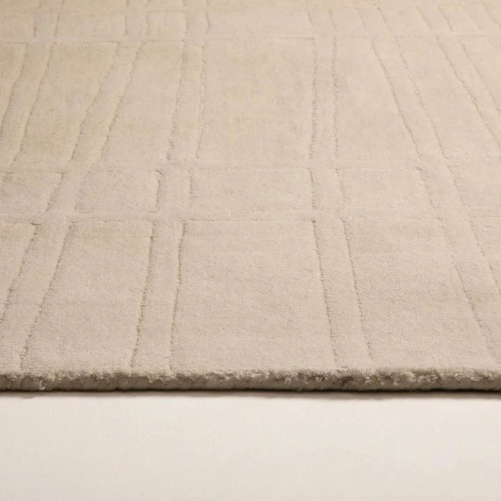 Alasia wool rug