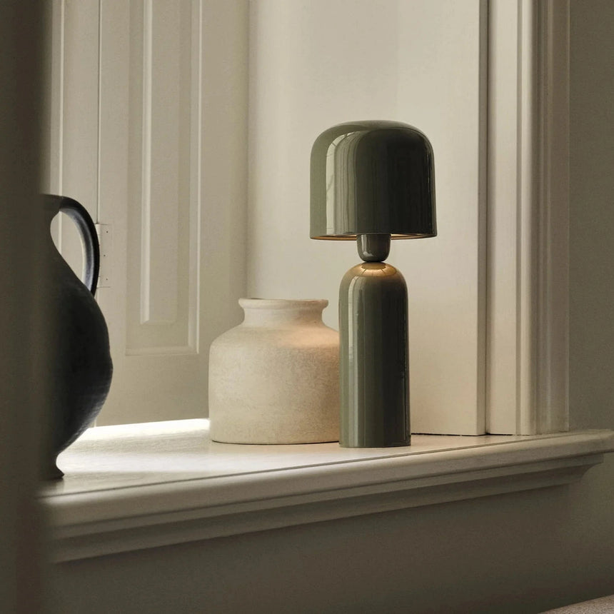 Corette metal table lamp