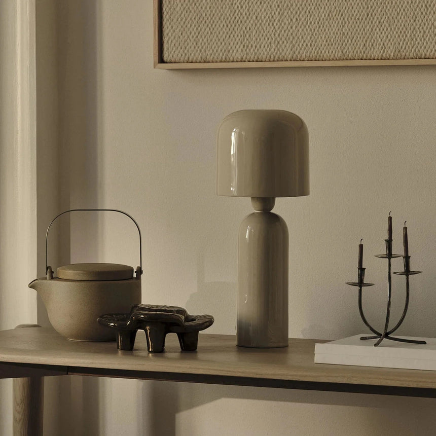 Corette metal table lamp