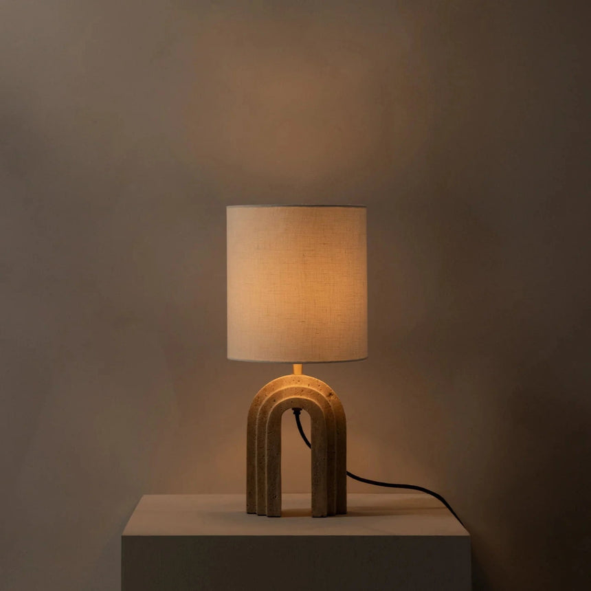 Doris mészkő asztali lámpa