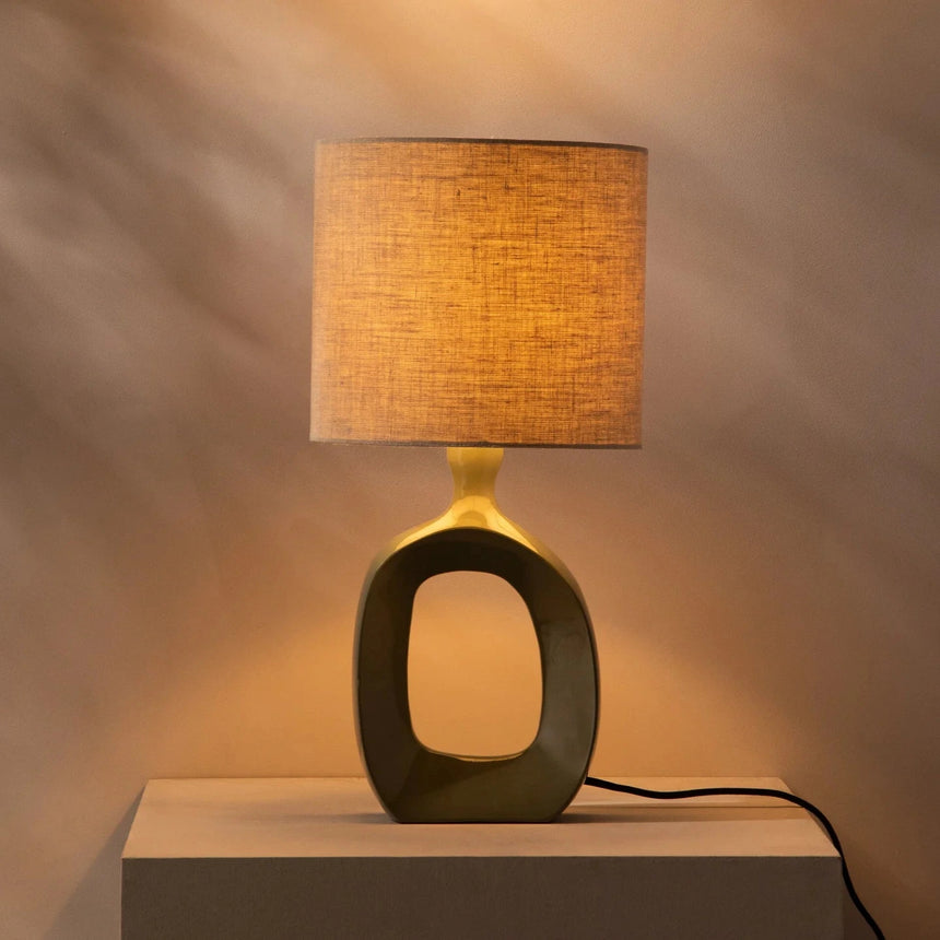 Gea fém asztali lámpa