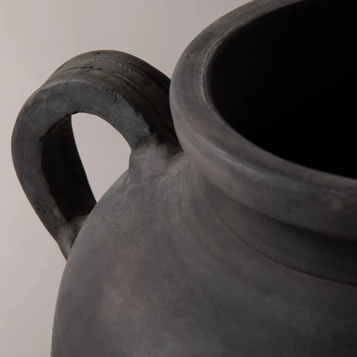 Temis ceramic decoration