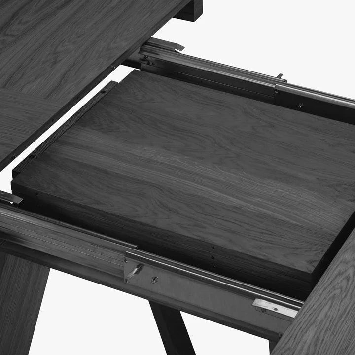 Dustin bővíthető fa étkezőasztal