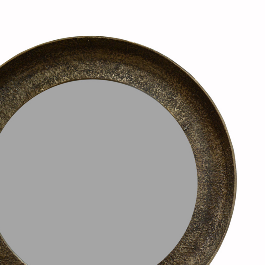 Nancy resin table lamp