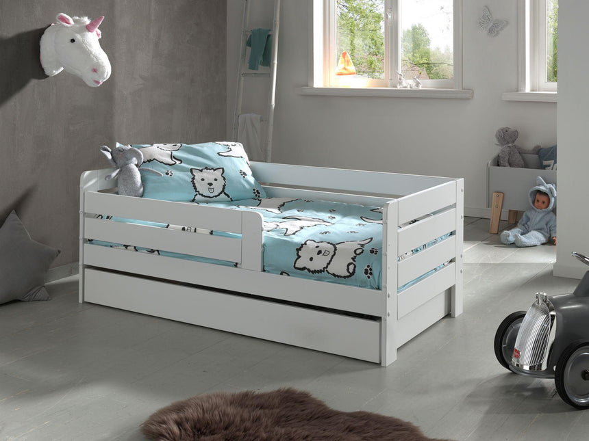 Peuterbed2 wooden children's bed, 70x140 with bed frame