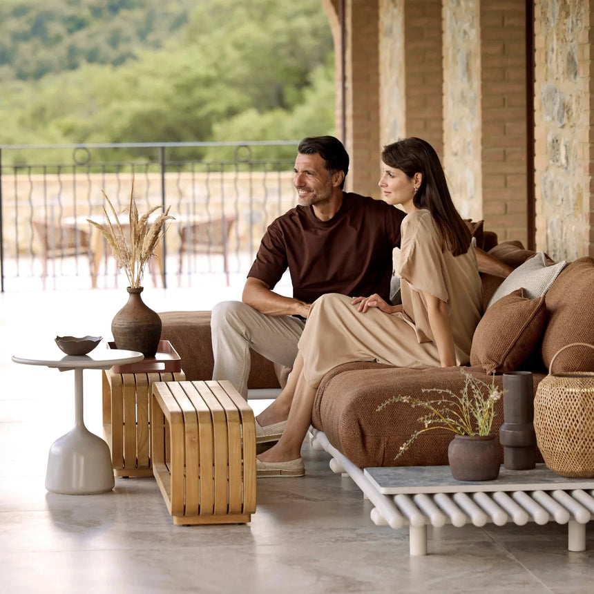 Mellow fa kerti dohányzóasztal