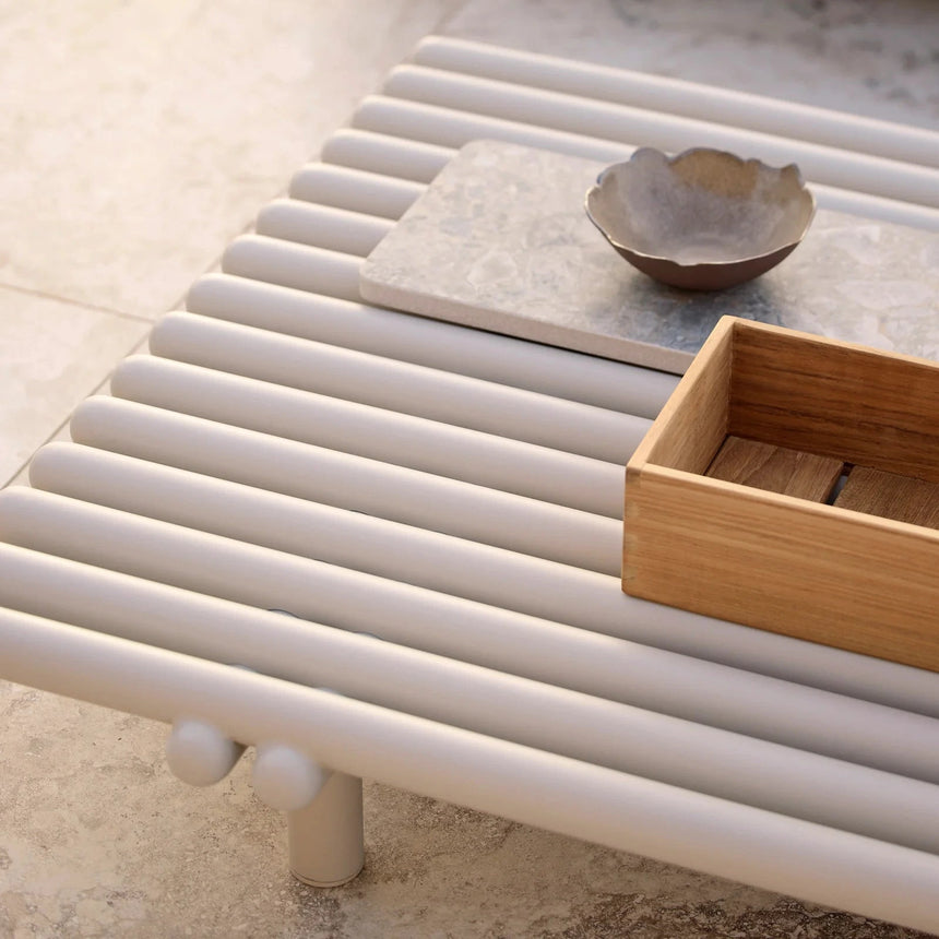 Sticks fém kerti dohányzóasztal