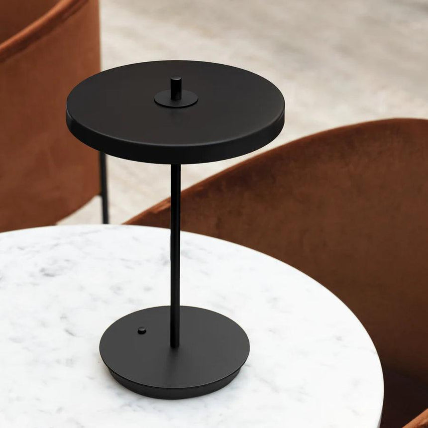 Asteria Move fém asztali lámpa fekete alappal