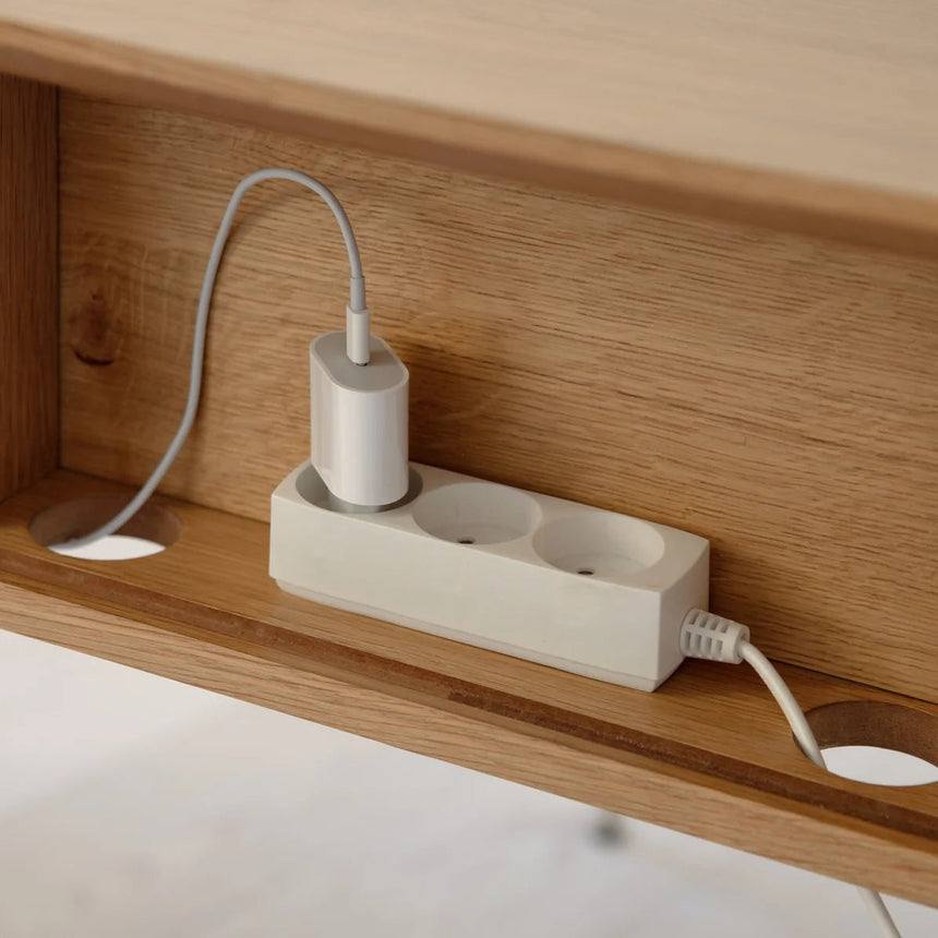 Audacious fa íróasztal textilbőr ajtóval