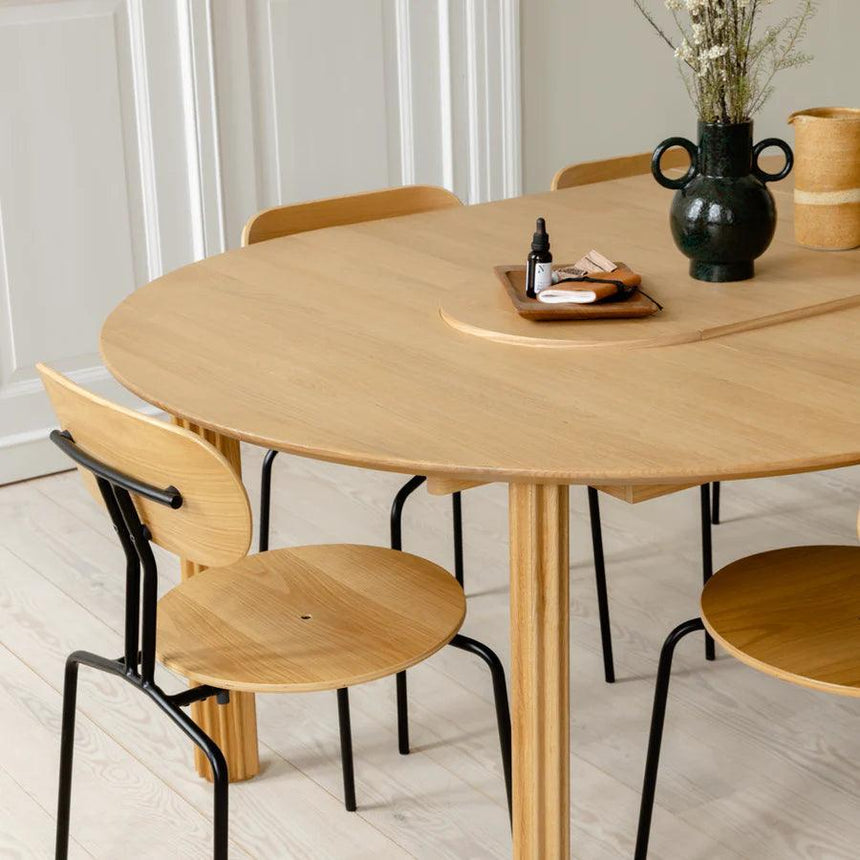 Rippled Comfort Circle extendable wooden table Ø132