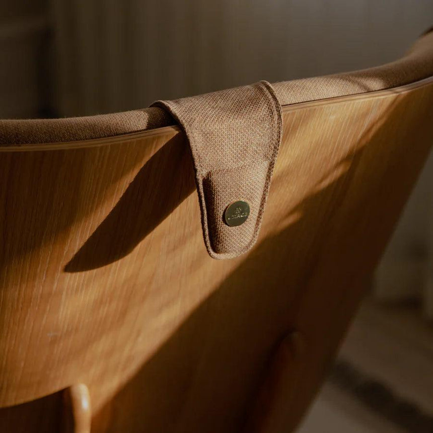 A Conversation Piece szövet fejtámla