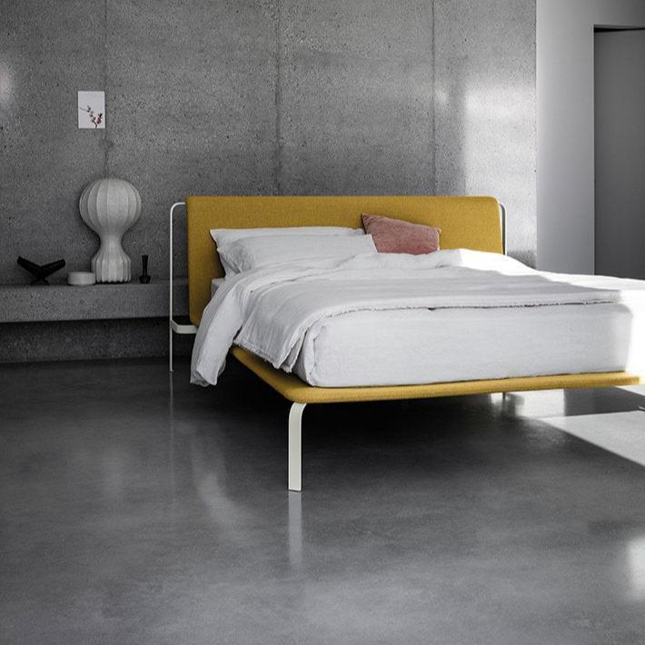 Bend double bed
