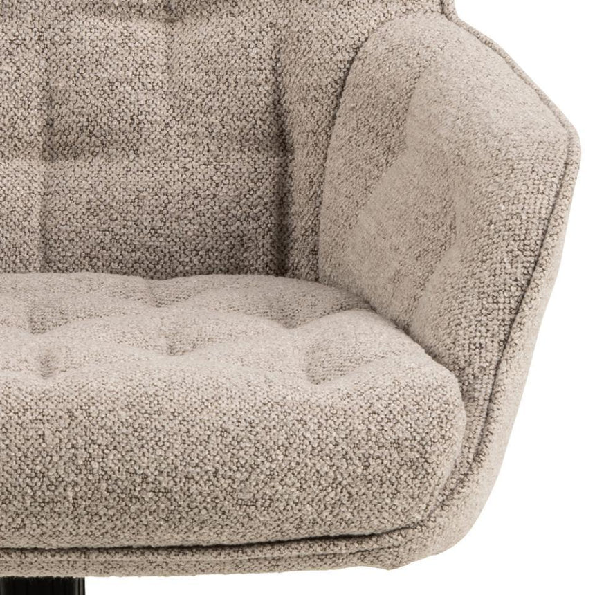 Erik curly rolling chair