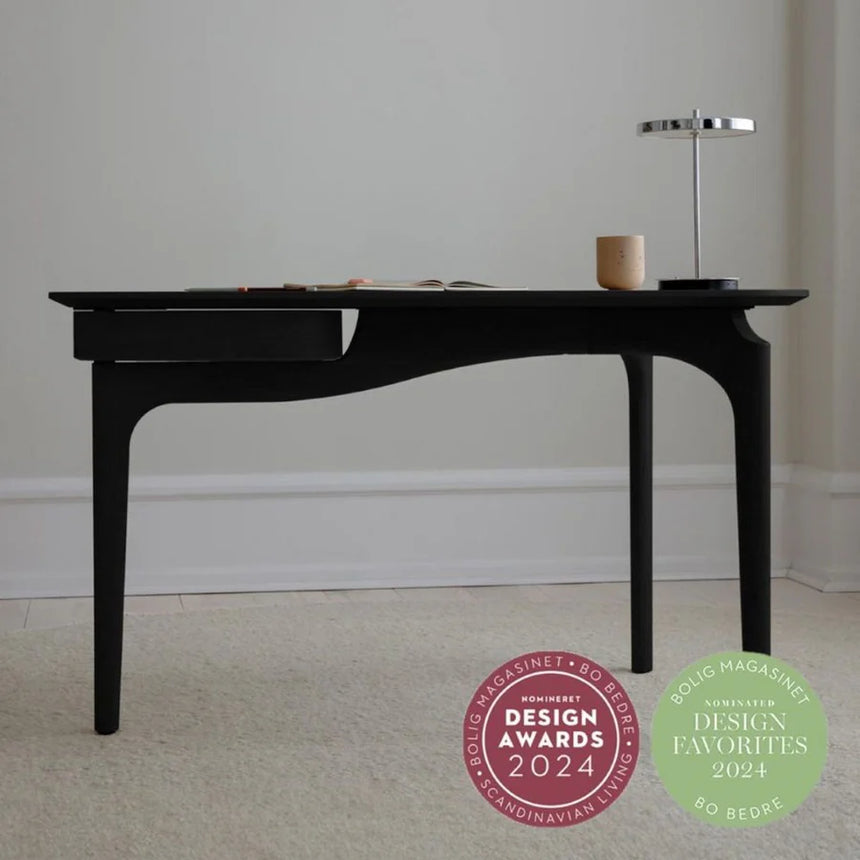 Duende fa íróasztal