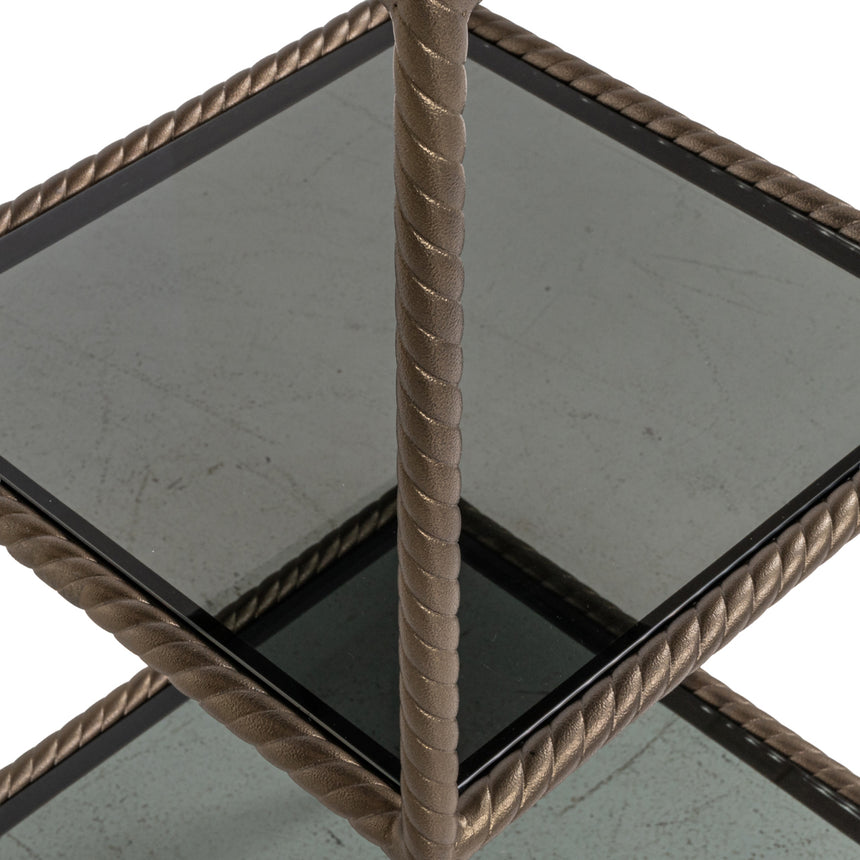 Sheridon magasszekrény – Arany fény és praktikus tárolás