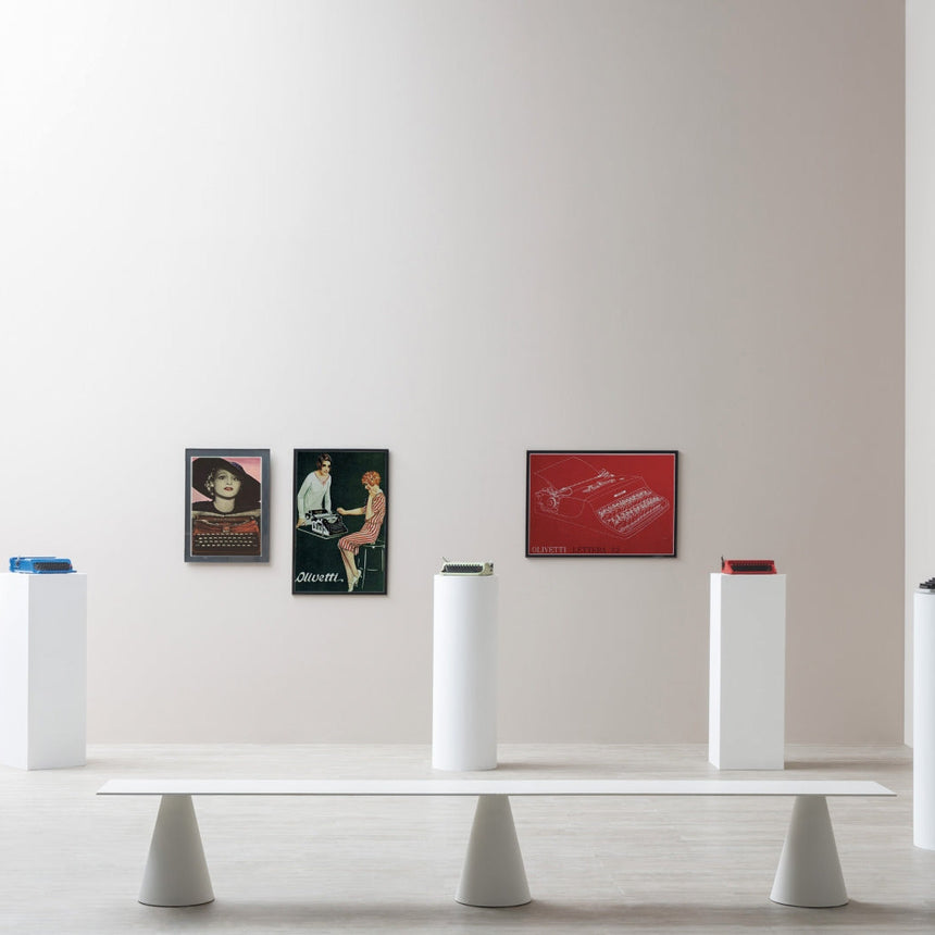 Booq acrylic bookend