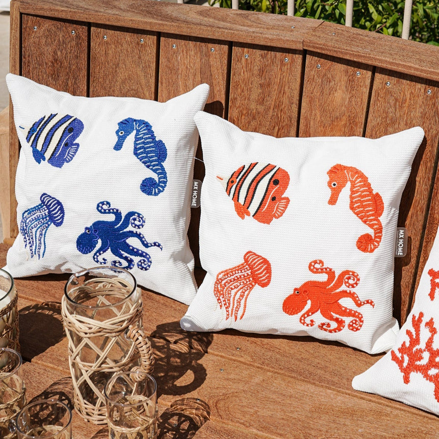 Hímzett szövet kerti párna