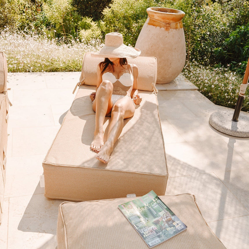 Raffia-effect fabric sun lounger