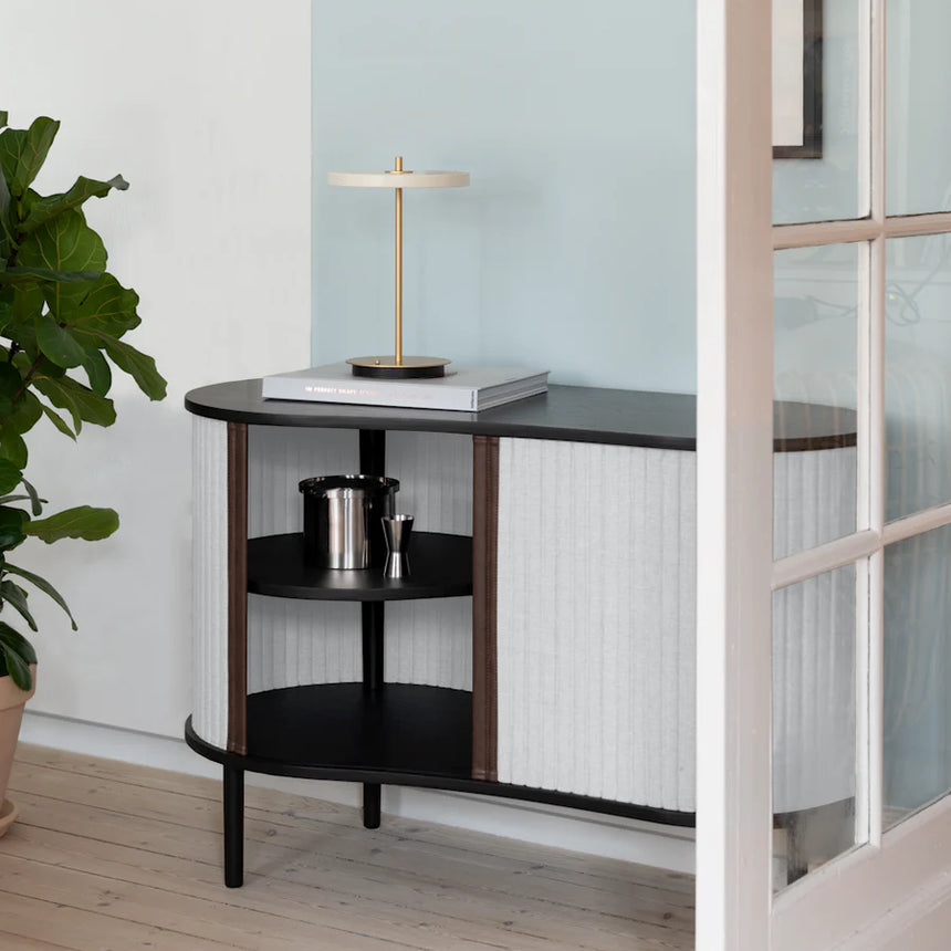 Audacious fa kabinet fekete kerettel 67×100