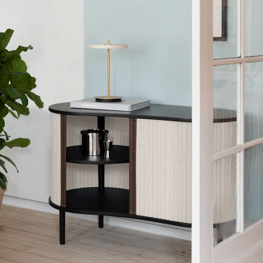 Audacious fa kabinet fekete kerettel 67×100