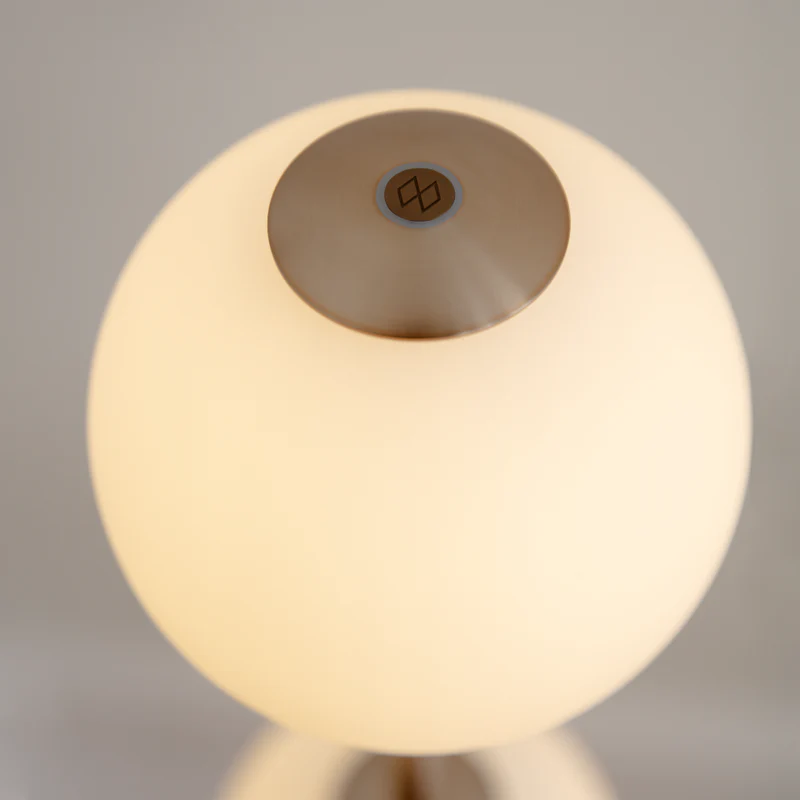 Audrey fém állólámpa