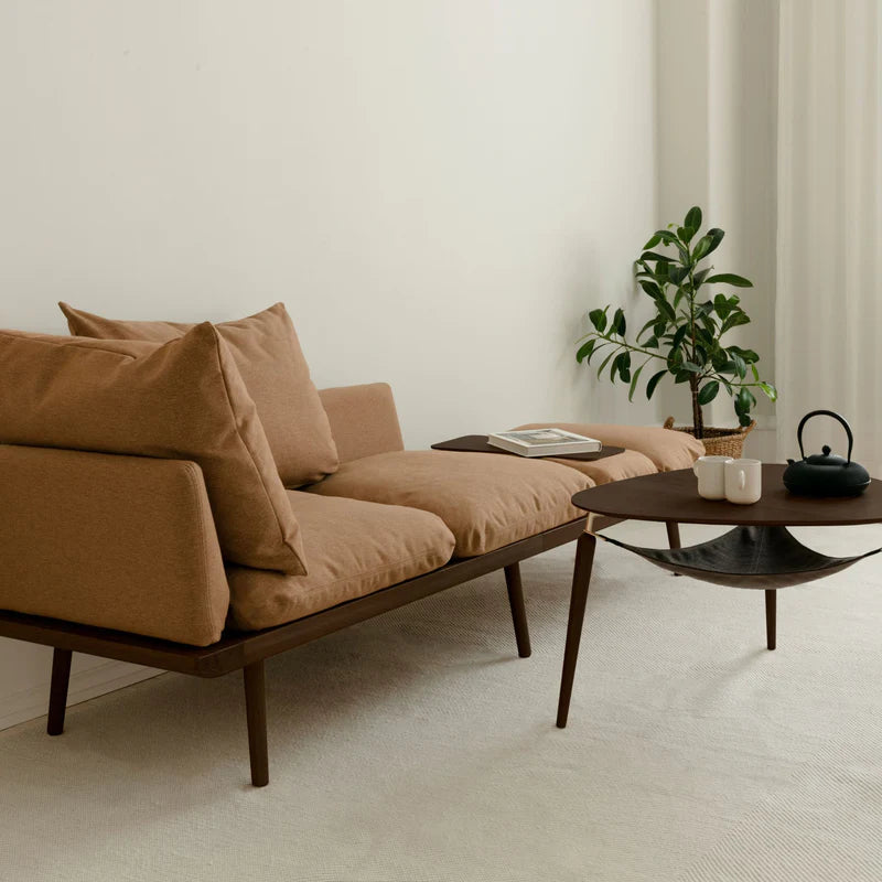 Lounge Around 3 személyes szövet kanapé sötétbarna kerettel