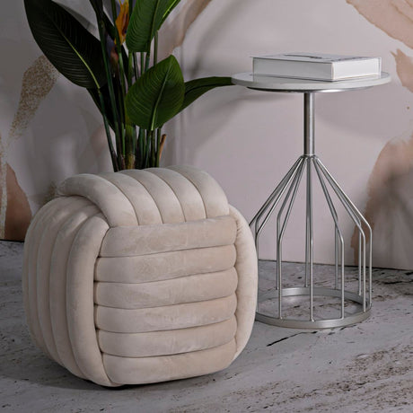 Softy velvet pouf