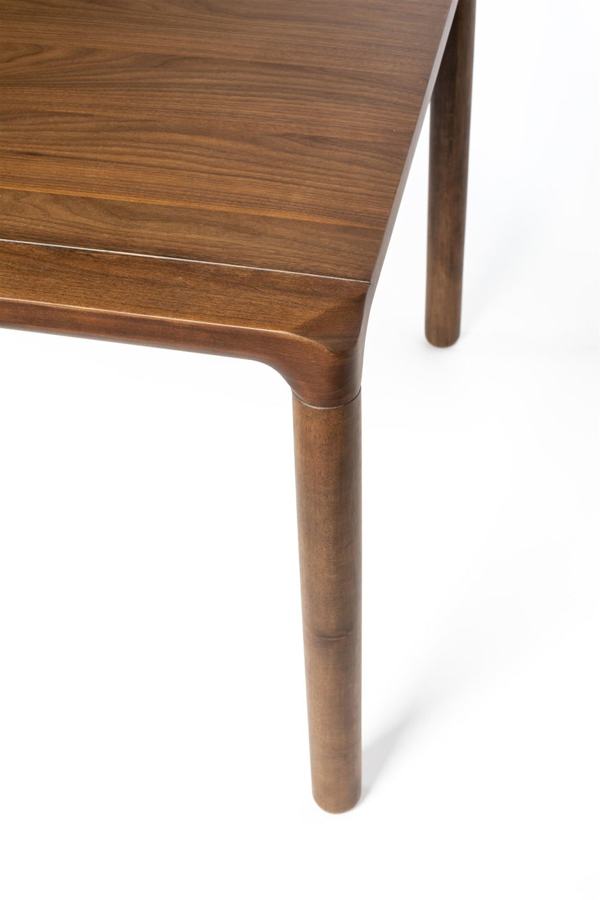 Storm étkezőasztal – Különleges V-horony mintázattal