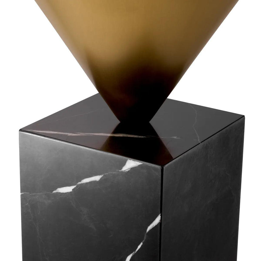 Nota metal storage table