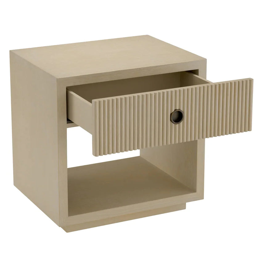 Dimitrios fa éjjeliszekrény