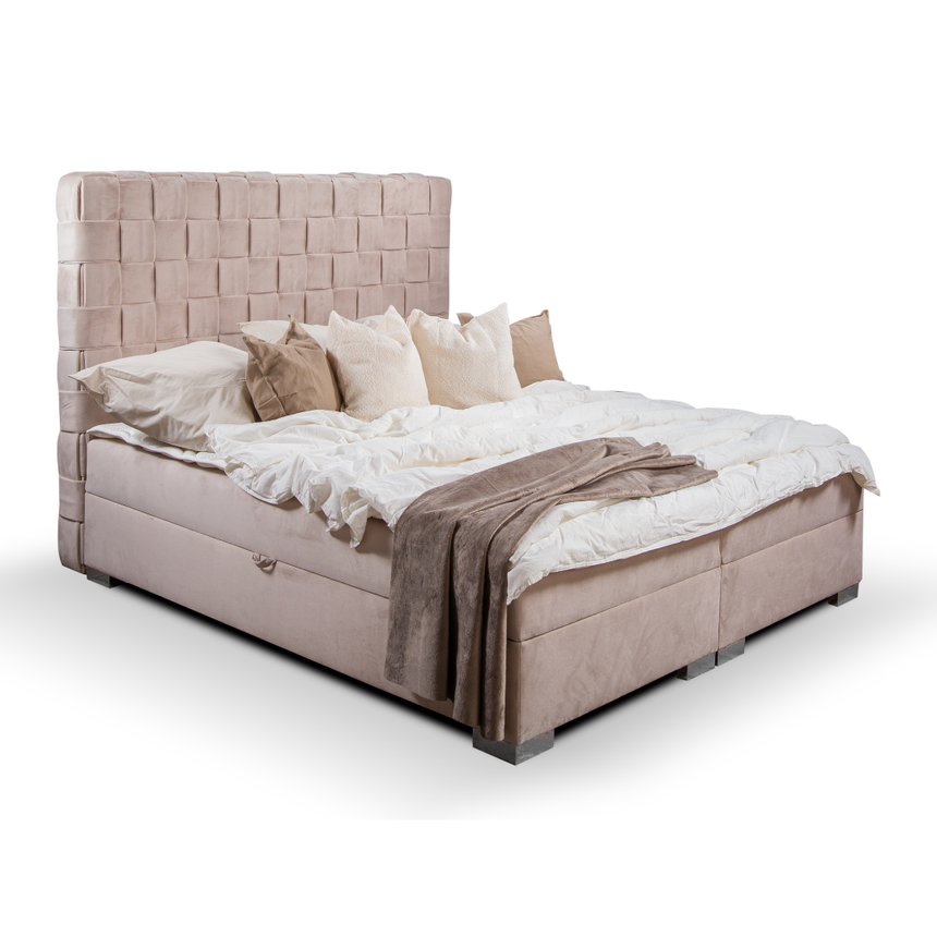Nel double bed