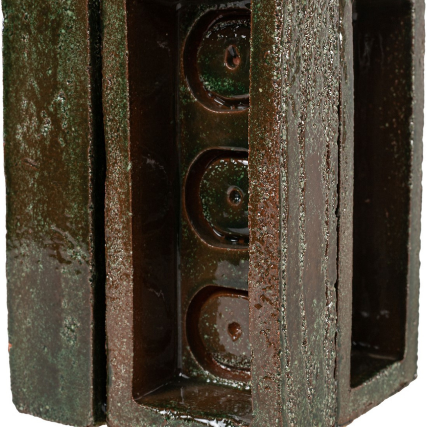 Hyllie concrete storage table