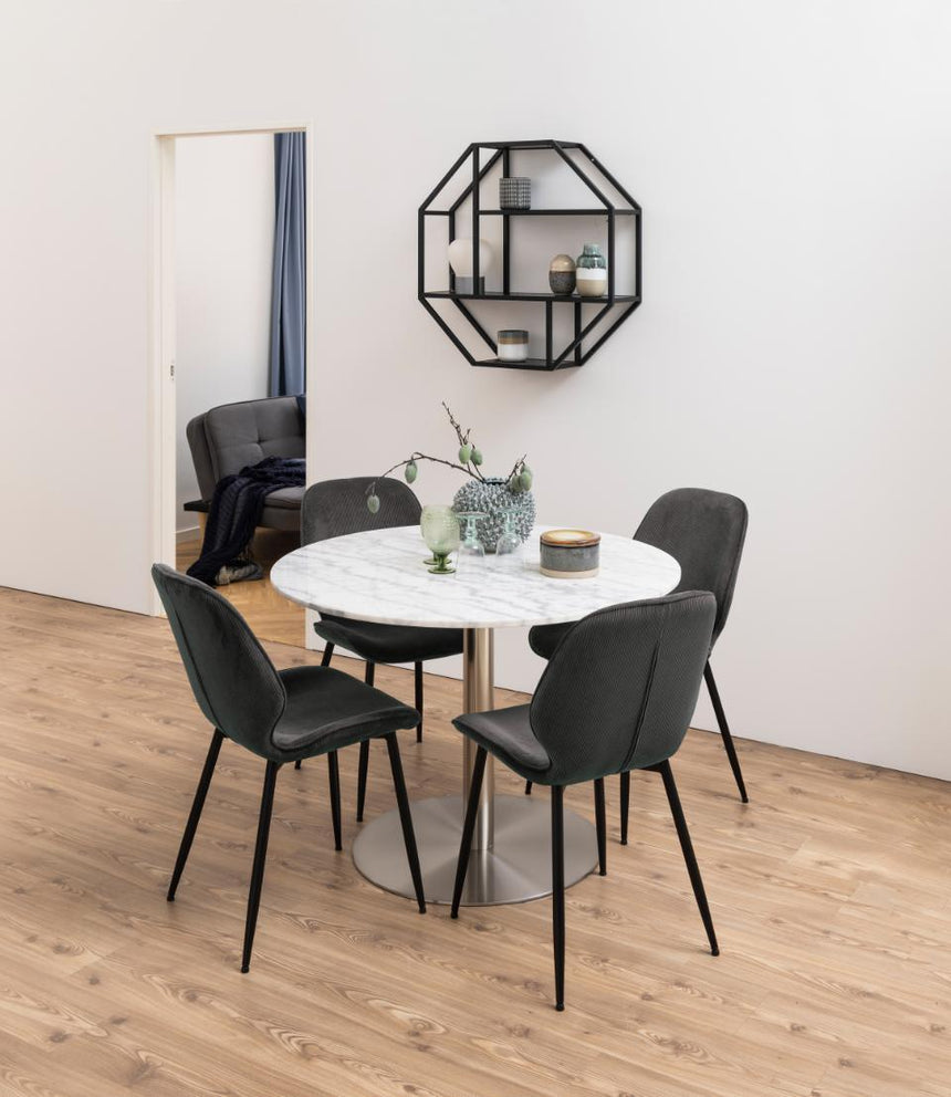 Femke corduroy chair