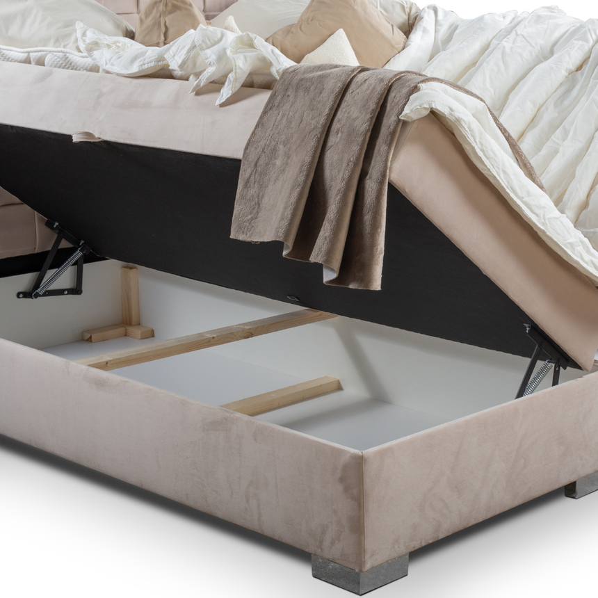 Nel double bed