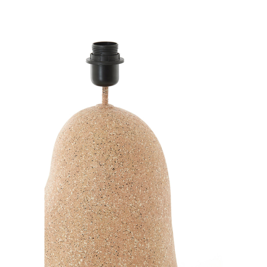 Agado lámpatalp – Karakteres forma és pasztell elegancia