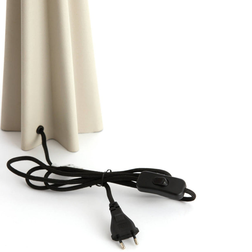 Cukai fém asztali lámpa