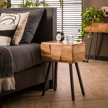 Zistra 206 fa éjjeliszekrény