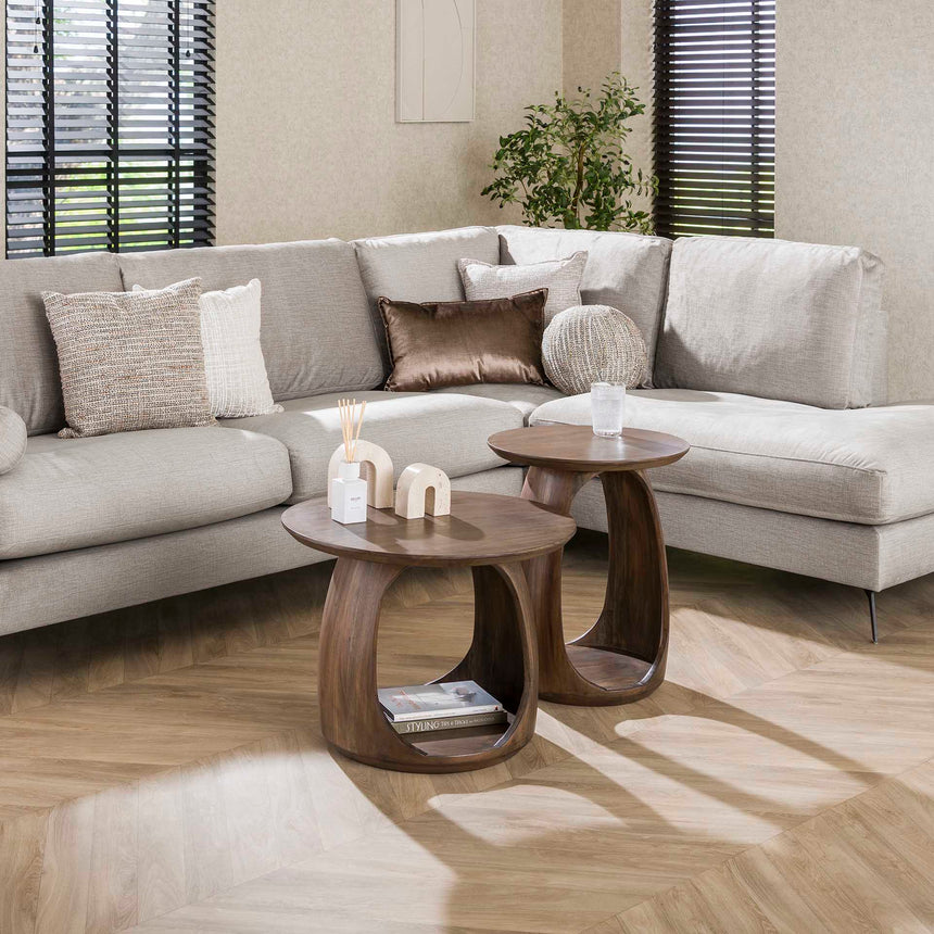 Admit velvet chair