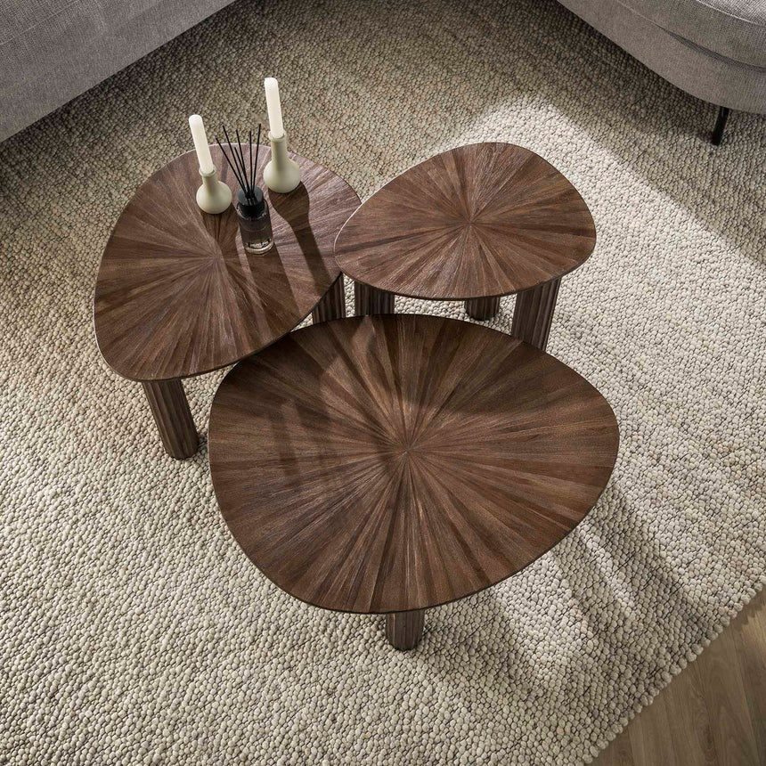 Admit velvet chair