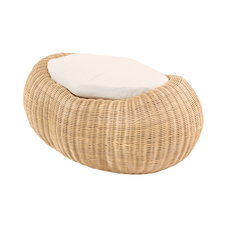 Cloud rattan puff