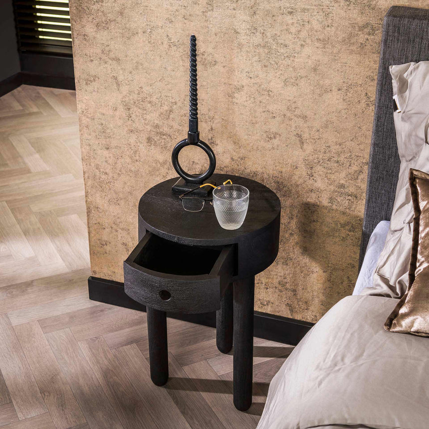 Zistra 241 fa éjjeliszekrény