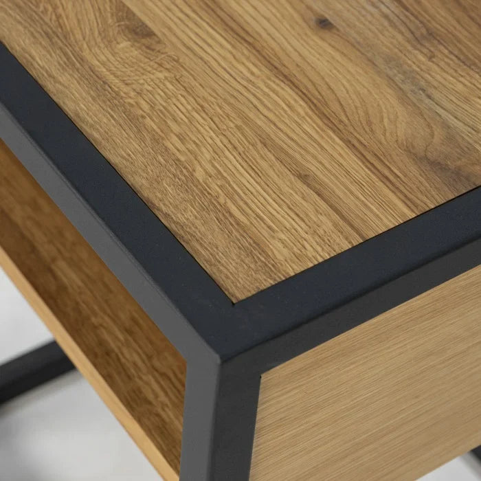 Diva fa éjjeliszekrény