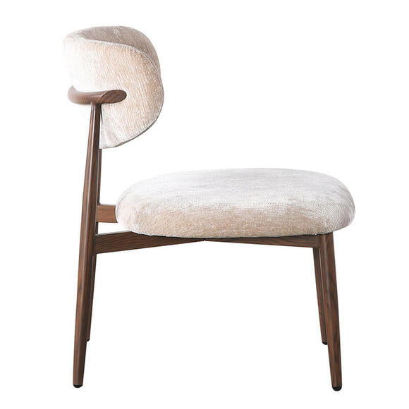 Japandi lounge fotel – Kifinomult nyugalom és kényelem