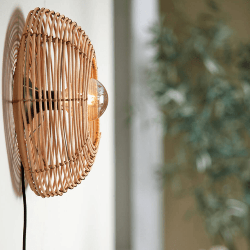 Milan rattan wall lamp