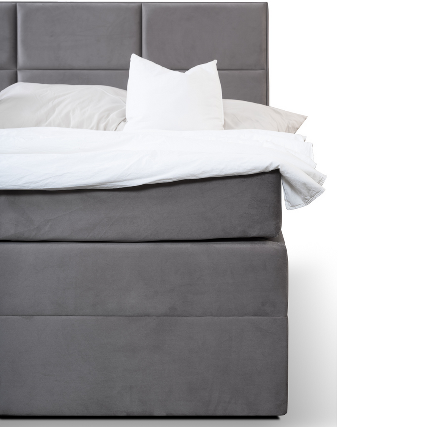 Nel double bed