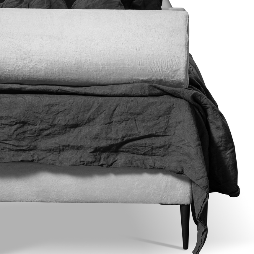 Nel double bed