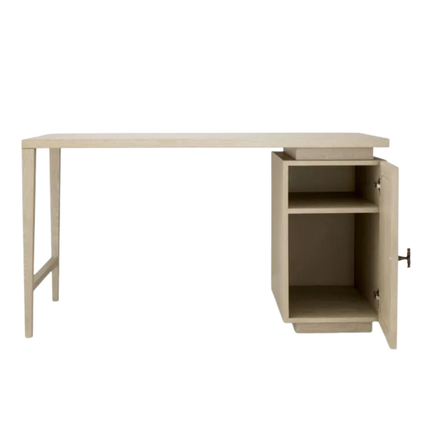 Borchard wooden desk