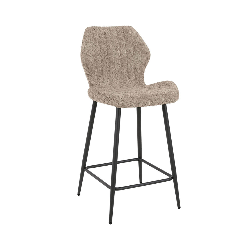 Admit velvet chair
