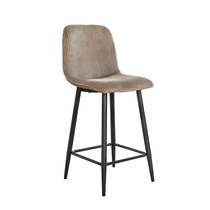 Admit velvet chair